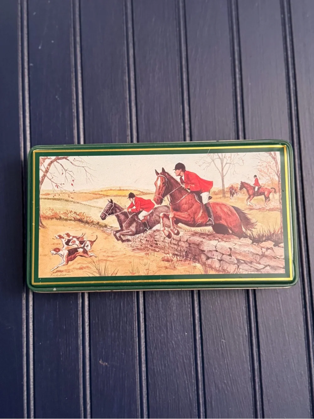 Vintage Keller Charles Fox Hunt Candy Tin — Philadelphia
